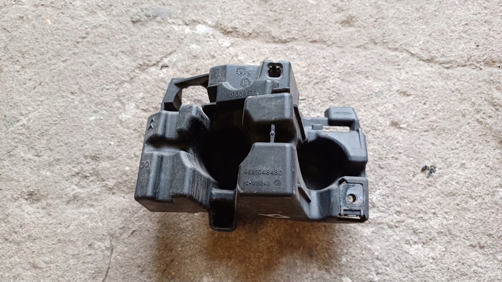 фото №1, Citroen c5 iii kombi напрямна бампера лівий задня