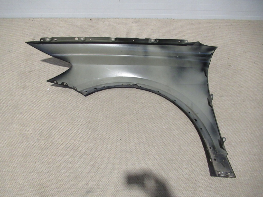 Купить Крыло  audi q8 4m8 оригинал bardzo хороший