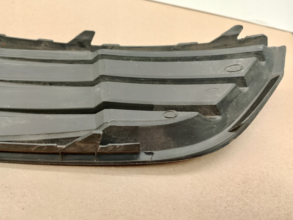 фото №10, Skoda fabia iii 6v решётка левая бампера заглушка