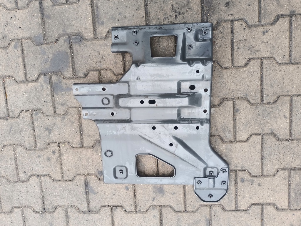 фото №1, Кронштейн кронштейн крыла осушителя scania r s 2626004