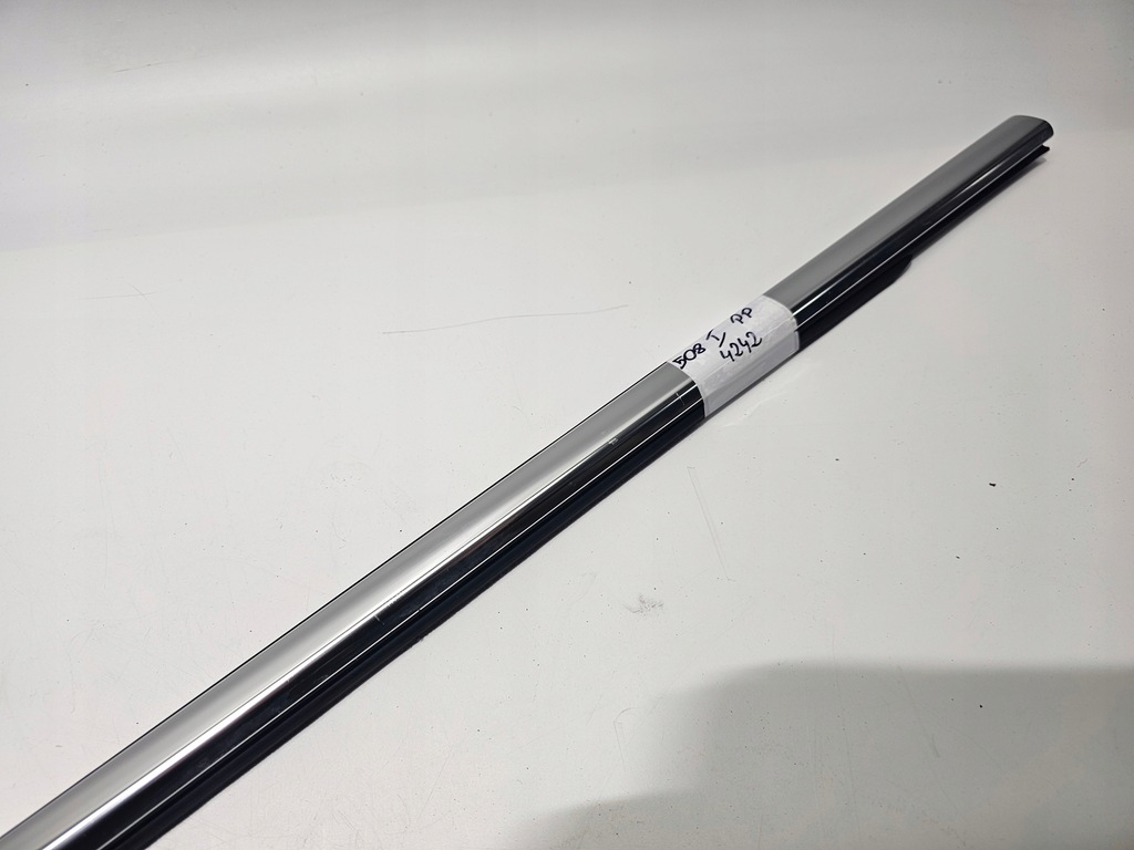 фото №5, Молдинг уплотнитель правый перед peugeot 508 i #4242