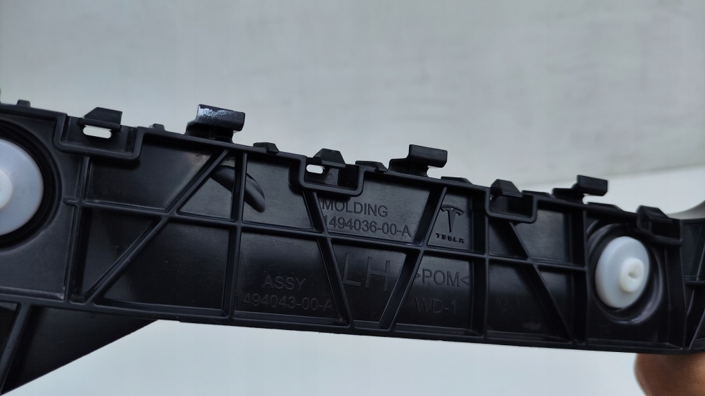 Tesla model y 2022 направляющая кронштейн бампера левый задняя задний tc312 Недорого