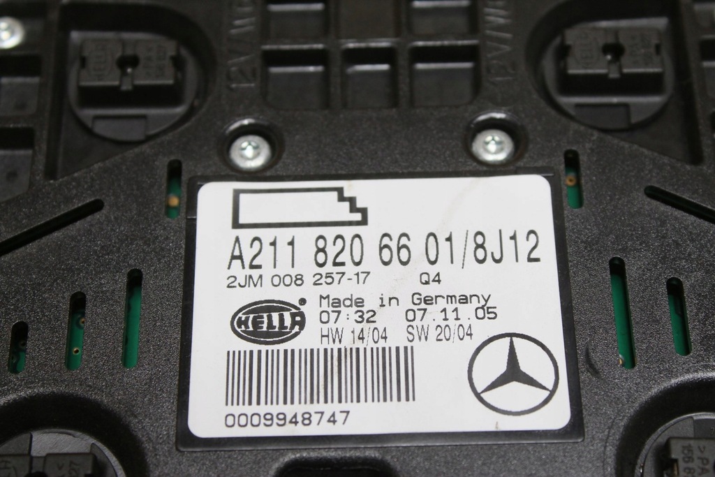 фото №8, Освітлення кабіни лампа mercedes-benz оригінальний номер a2118206601