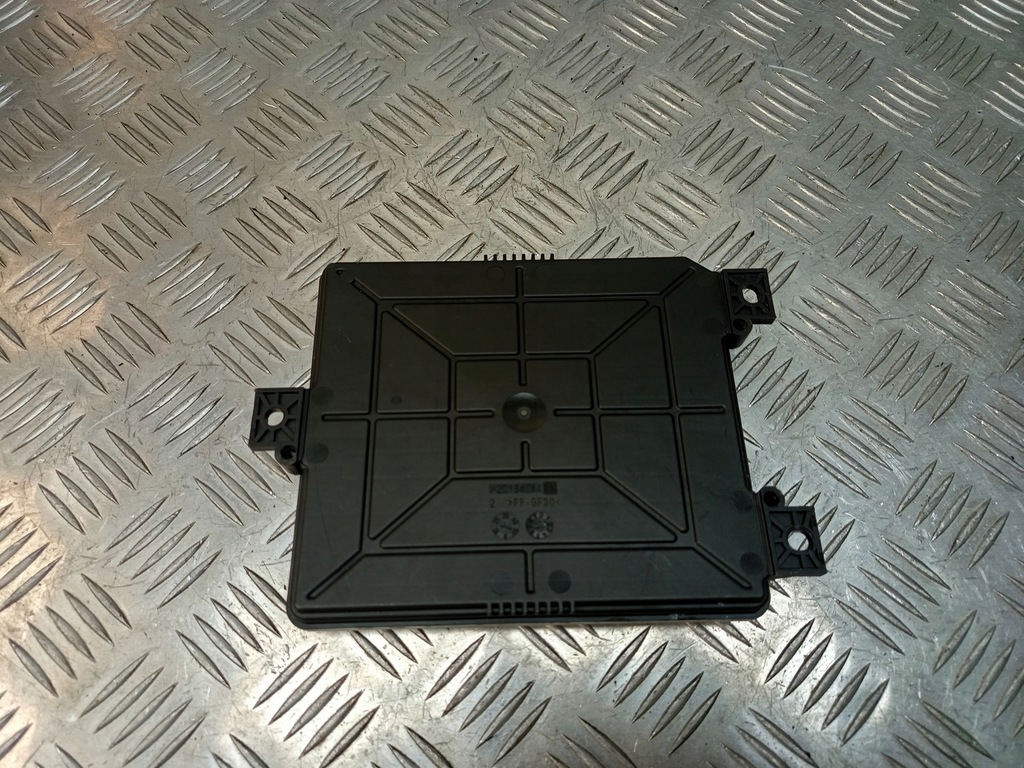 фото №12, Mercedes оригинальный номер a2069001422 w206 блок управления модуль управляющий зажигания