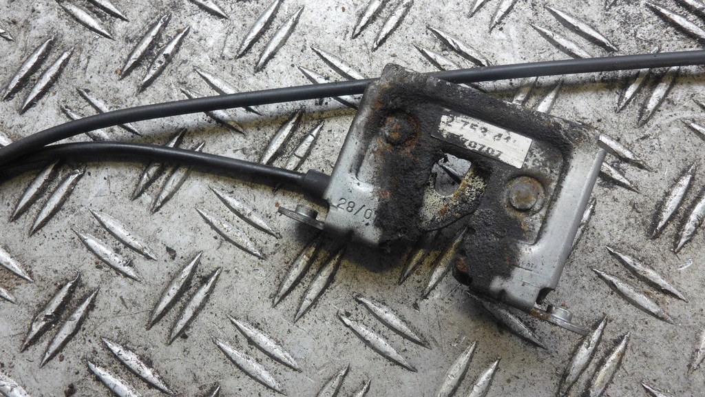 фото №3, Mini cooper r56 1.6 замки капот anglik комплект