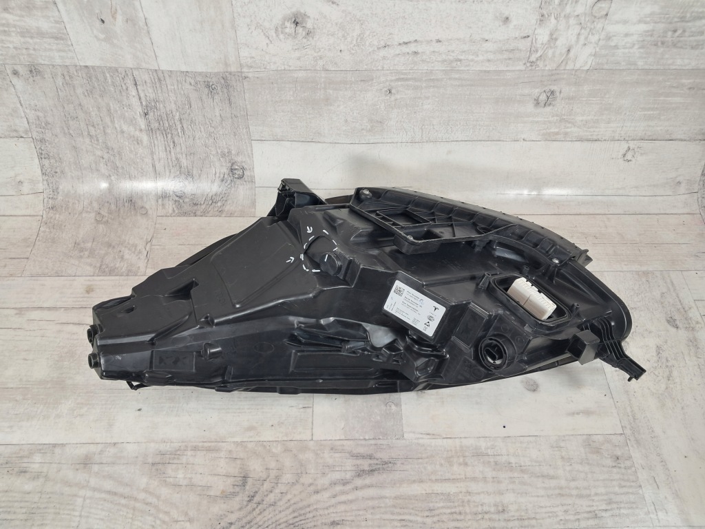 Tesla 3 y рестайлинг  фара правый перед передняя full led 1514953-00-d Киев