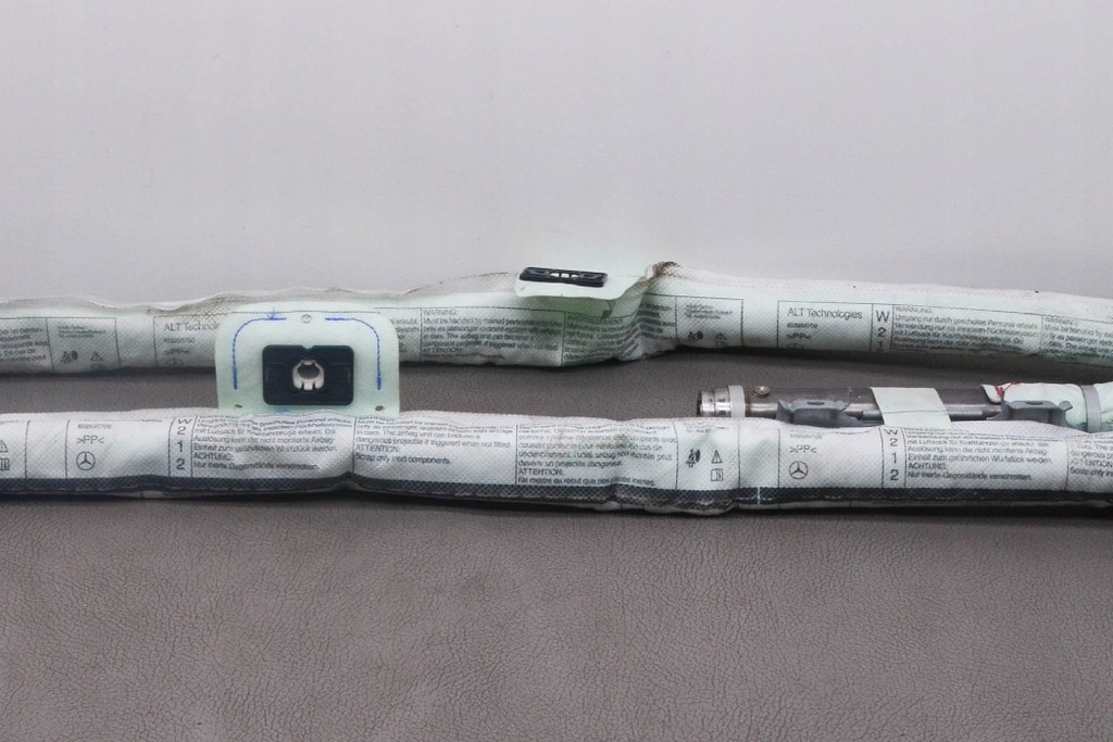 фото №7, Шторка безпеки права mercedes-benz e w212 a2128604202 2016