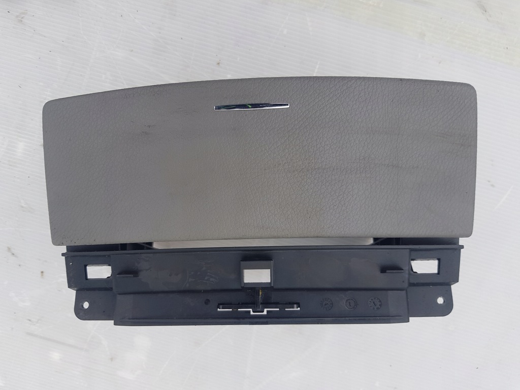фото №1, Бардачок чейнджер cd mercedes w221 lift a2216800834