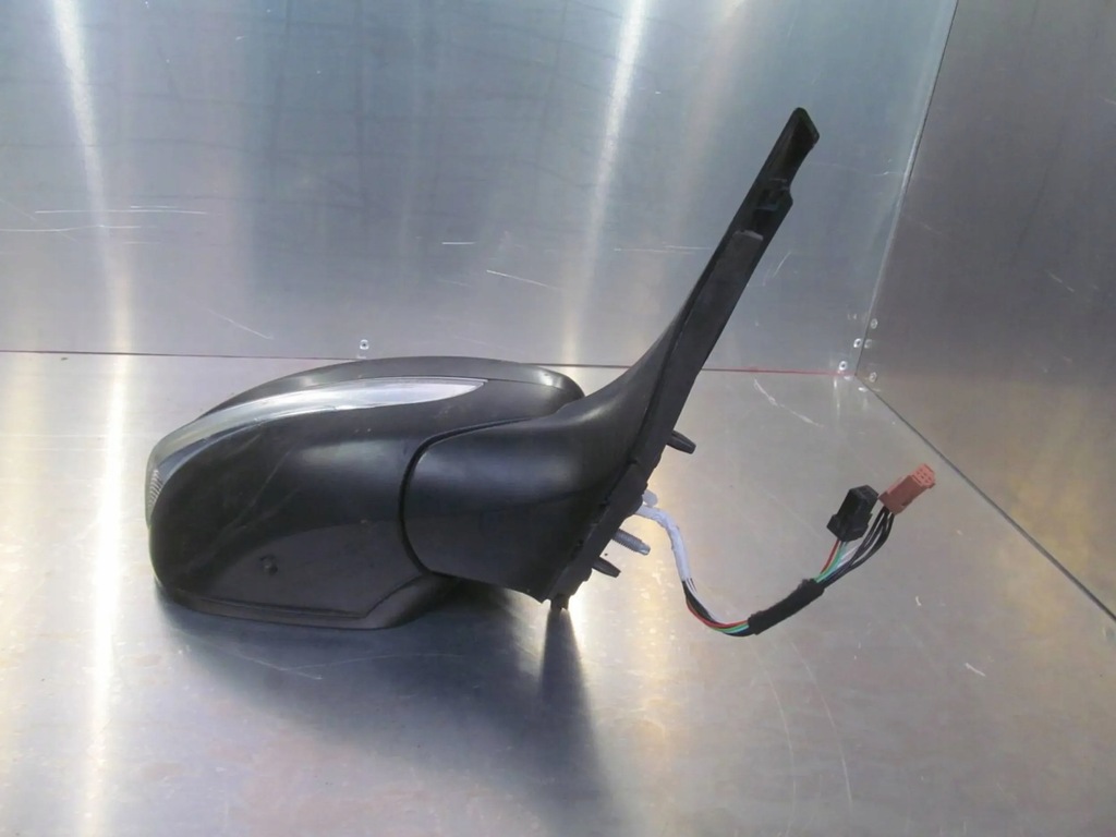 фото №10, Peugeot 208 2008 12-19 дзеркало правий перед 9pin c404