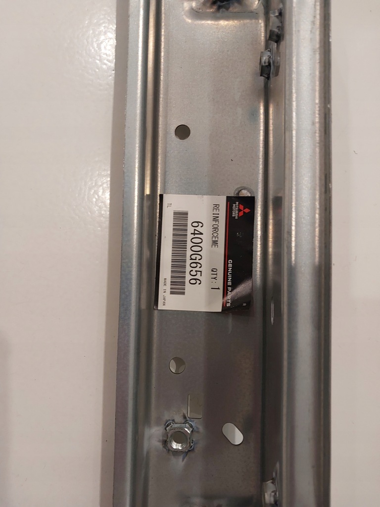 фото №7, Mitsubishi eclipse cross 17 - кронштейн усилитель pas балка бампера