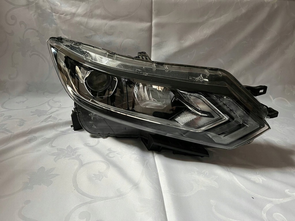 фото №1, Фара правый nissan qashqai /rogue sport led 2017-oryginał 26010hv00a