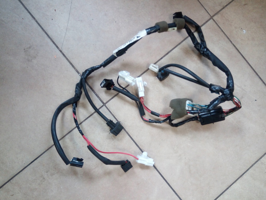 фото №1, Електропроводка кришки toyota avensis t22 oryg