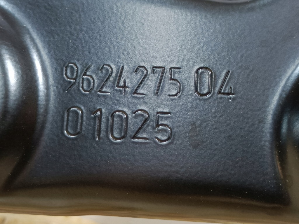 Mini countryman u25 кронштейн  підсилювач кронштейн крила ліве 9624275 Зі Шроту