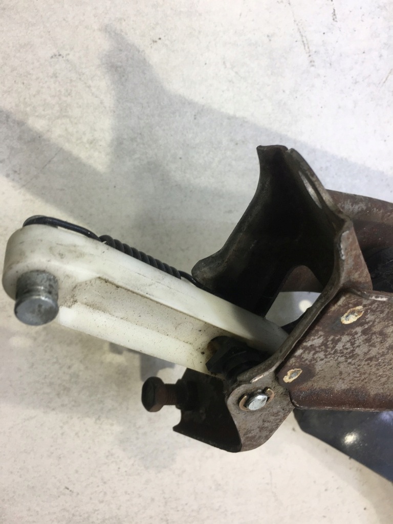 фото №6, Педаль сцепления toyota avensis i 2.0 d4d