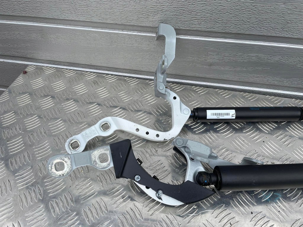 фото №5, Bmw x3 g01 петлі кришки задня амортизатори