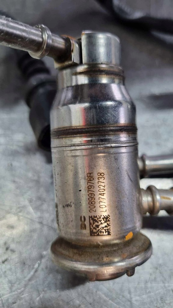 фото №4, Форсунка інжектор adblue renault trafic scenic iv 208997976r