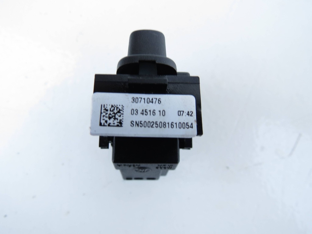 фото №1, Кнопка блокировка дверь volvo v70 iii 30710476