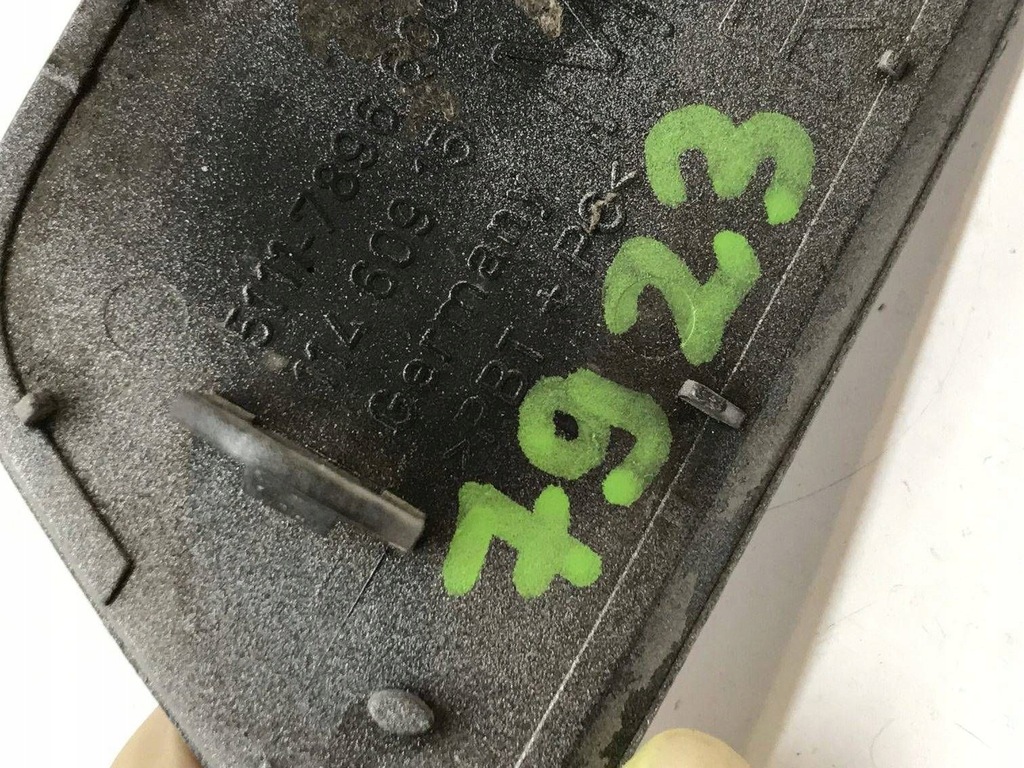 фото №7, Bmw 5 e60 e61 заглушка розпилювача лампи передньої 7896600