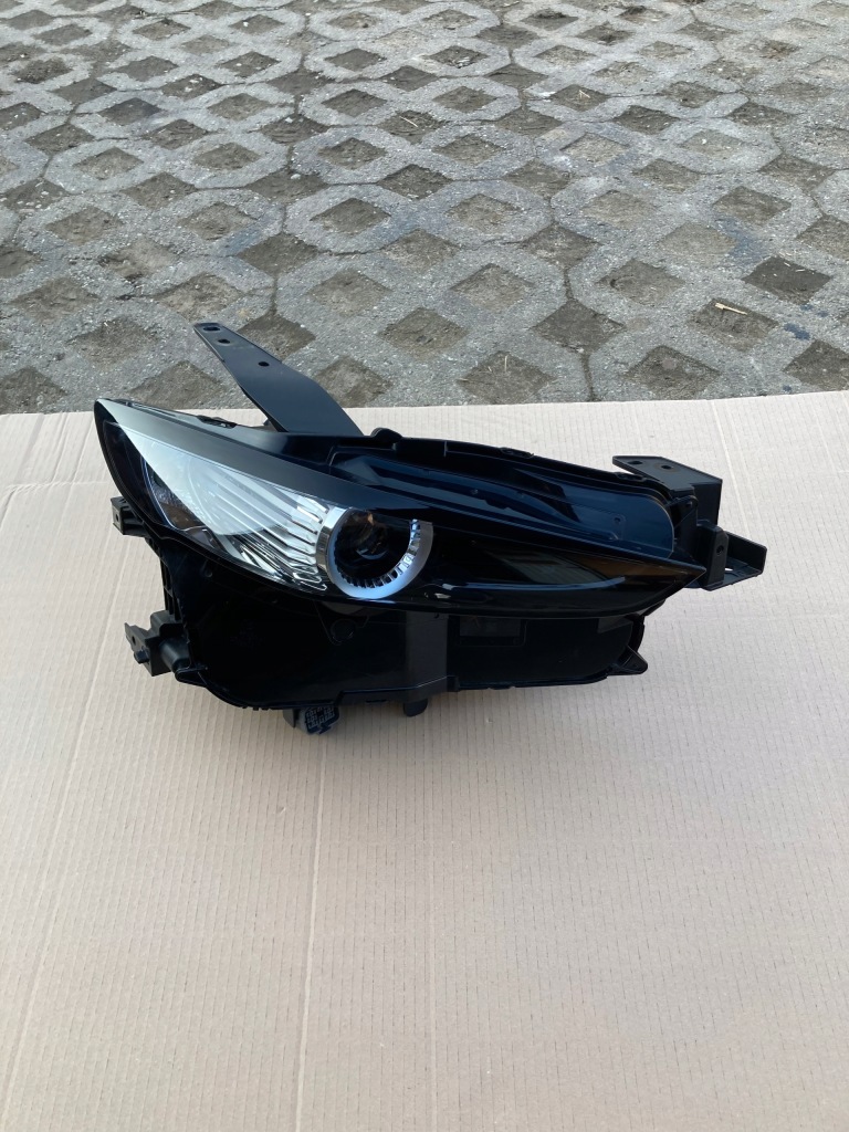 Купить Mazda cx30 cx 30 фара передняя правый  led 12 pin оригинал европа