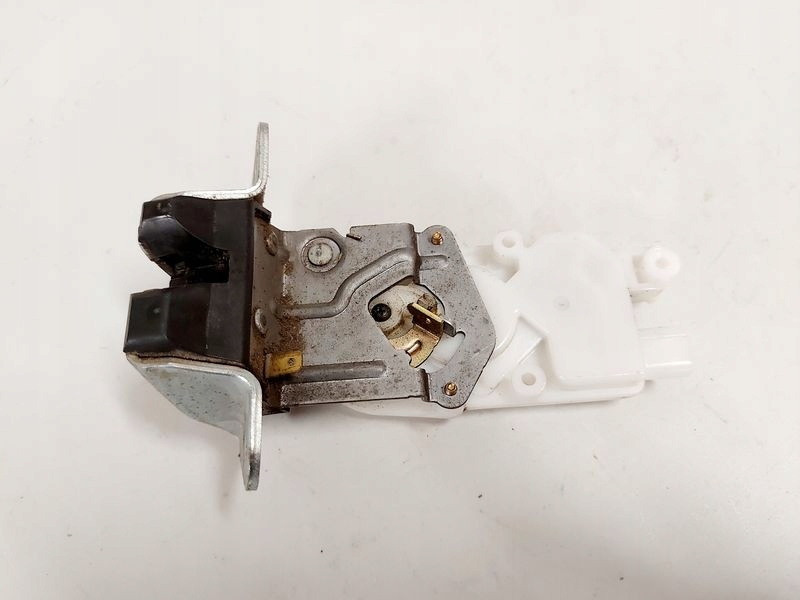 фото №1, Mitsubishi grandis замок задняя задний крышки багажника