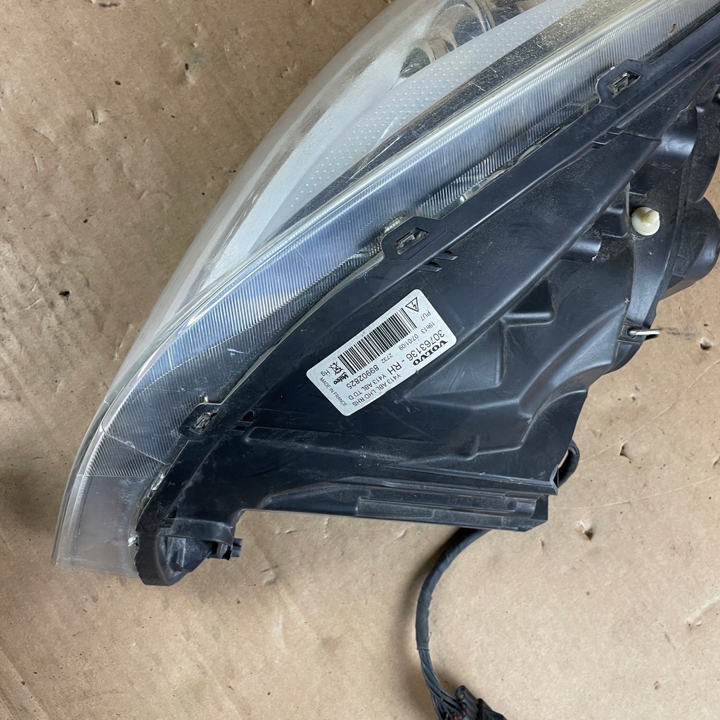 фото №15, Volvo xc60 i 08-13 ксенон 30763136 лампа передня перед права + кронштейн