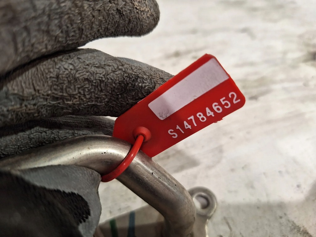 Радиатор выхлопных газов 147357324r renault clio iv captur 1.5 dci 12- в Украине