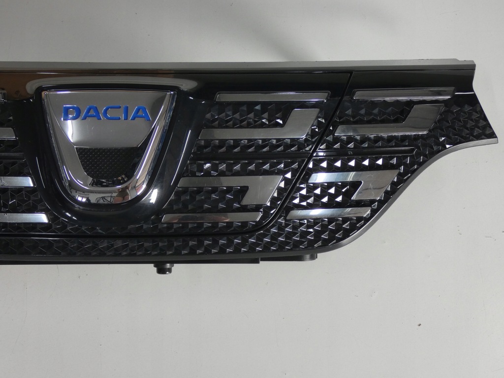 фото №3, Решётка радиатора, решётка радиатора dacia spring