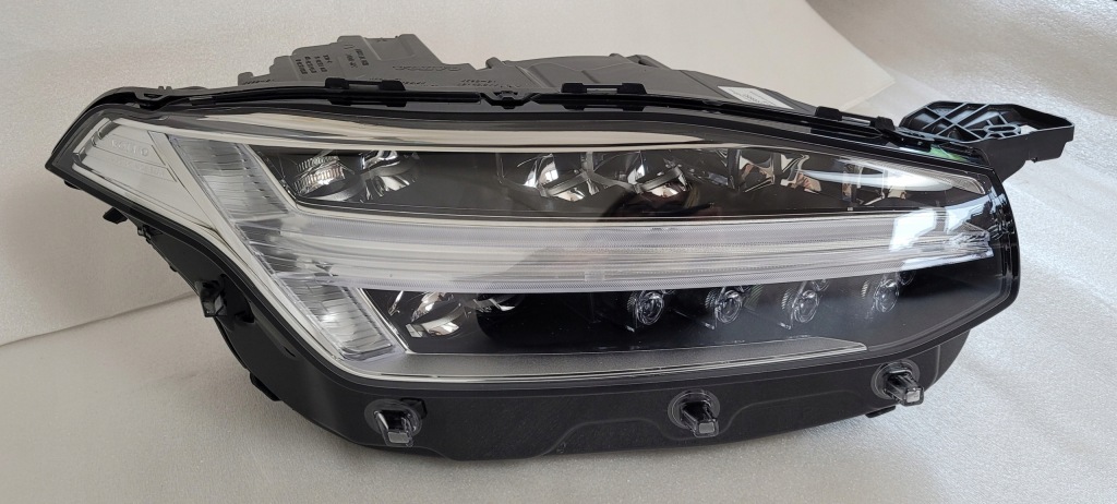 Купити Фара правий full led active high beam volvo xc90 2 рестайлінг  2019-