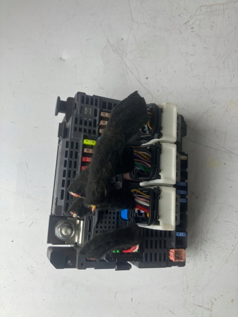 фото №1, Модуль bsm z01 peugeot citroen 9807091580 разъёмы