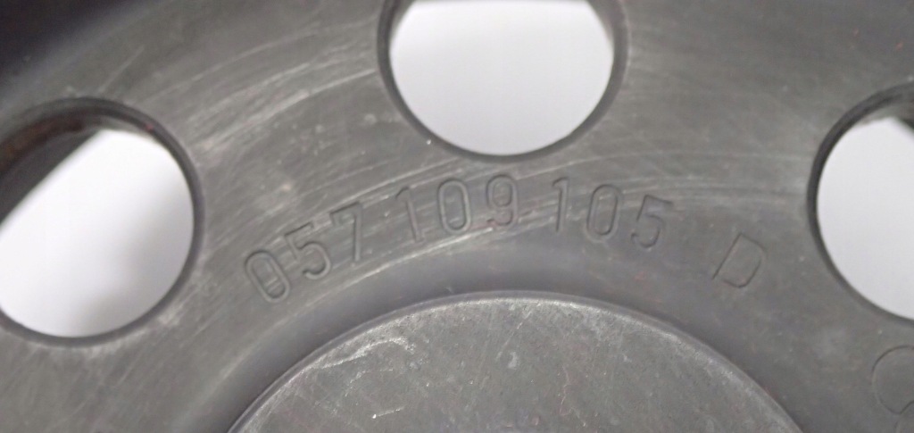 фото №8, Колесо зубчасте шків насоса 4.2 audi a8 d3 057109105d