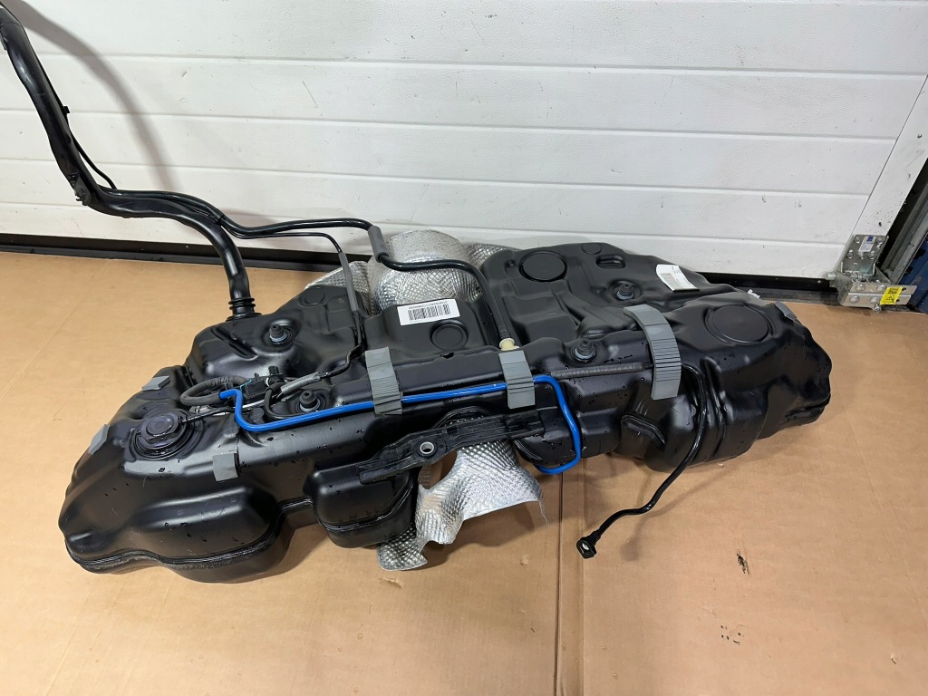 Бак топлива, bak, насос топлива mercedes e klasa w213 g, дизель Цена