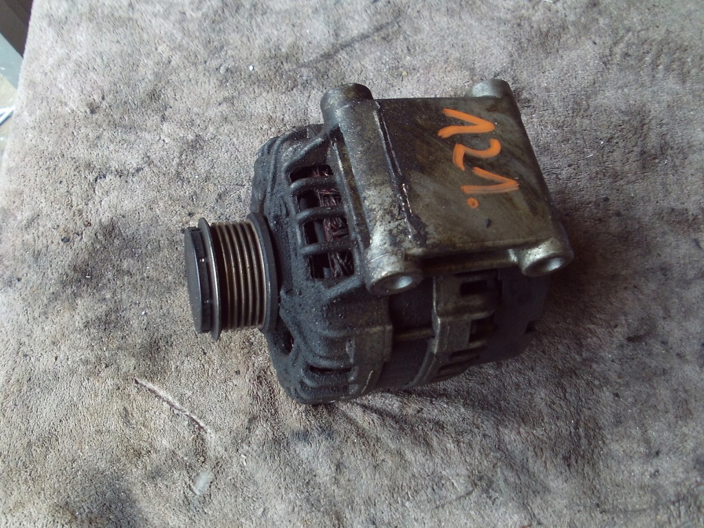 Купить 121 . генератор peugeot 2,2 0125711059