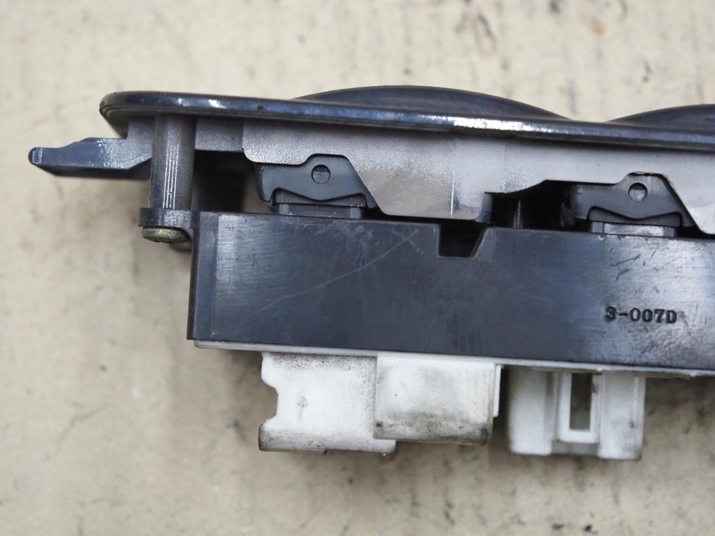 фото №11, Переключатель окон toyota corolla e11 europa