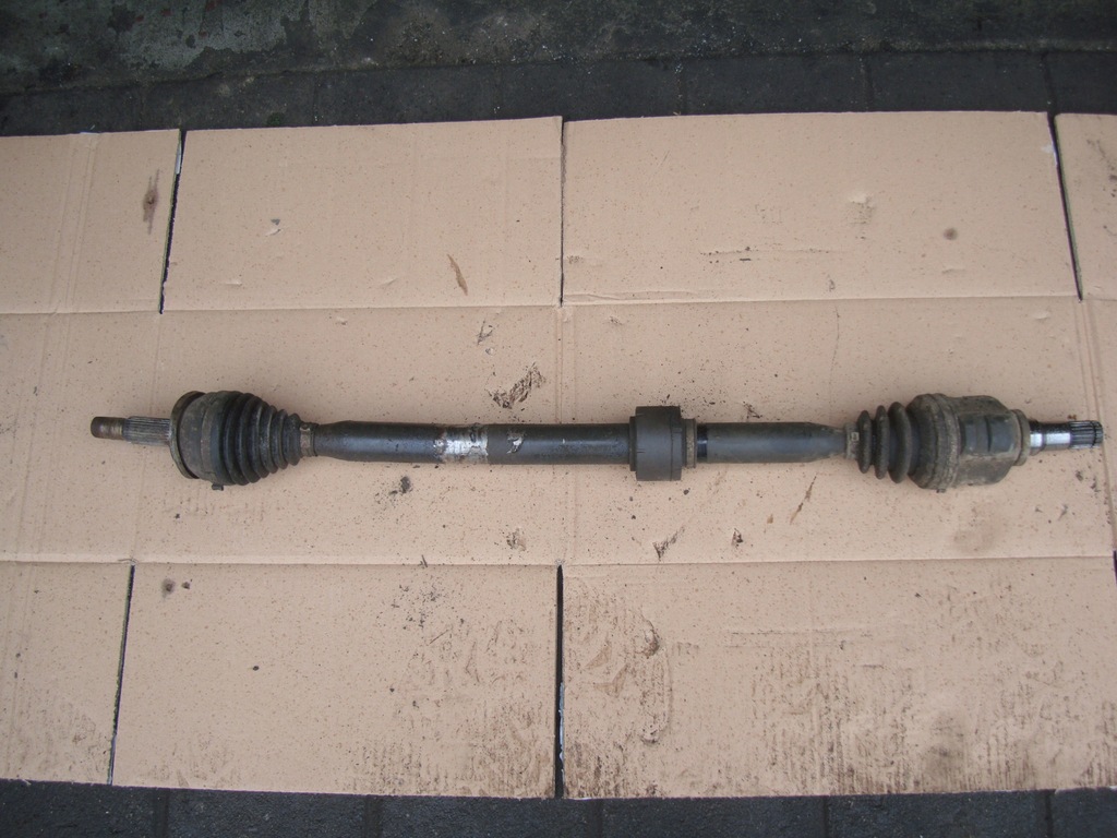 фото №1, Toyota auris i 06-12 1.4 d4d привідний вал права