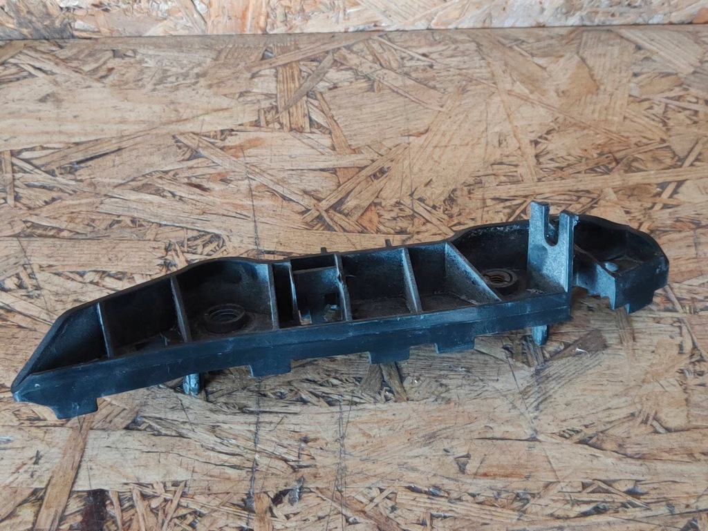 фото №1, Направляющая бампера правый ford s-max 10–14 6m2117d958