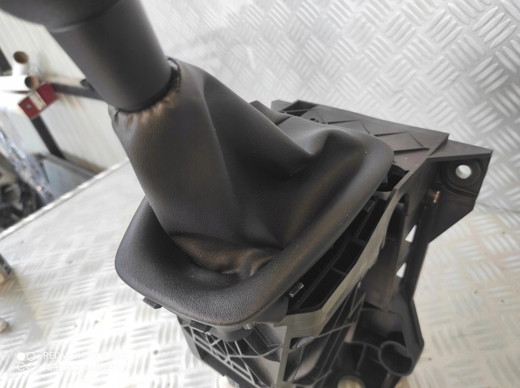 фото №12, Домкрат ручка перемикання передач 9814652680 toyota proace city opel combo e