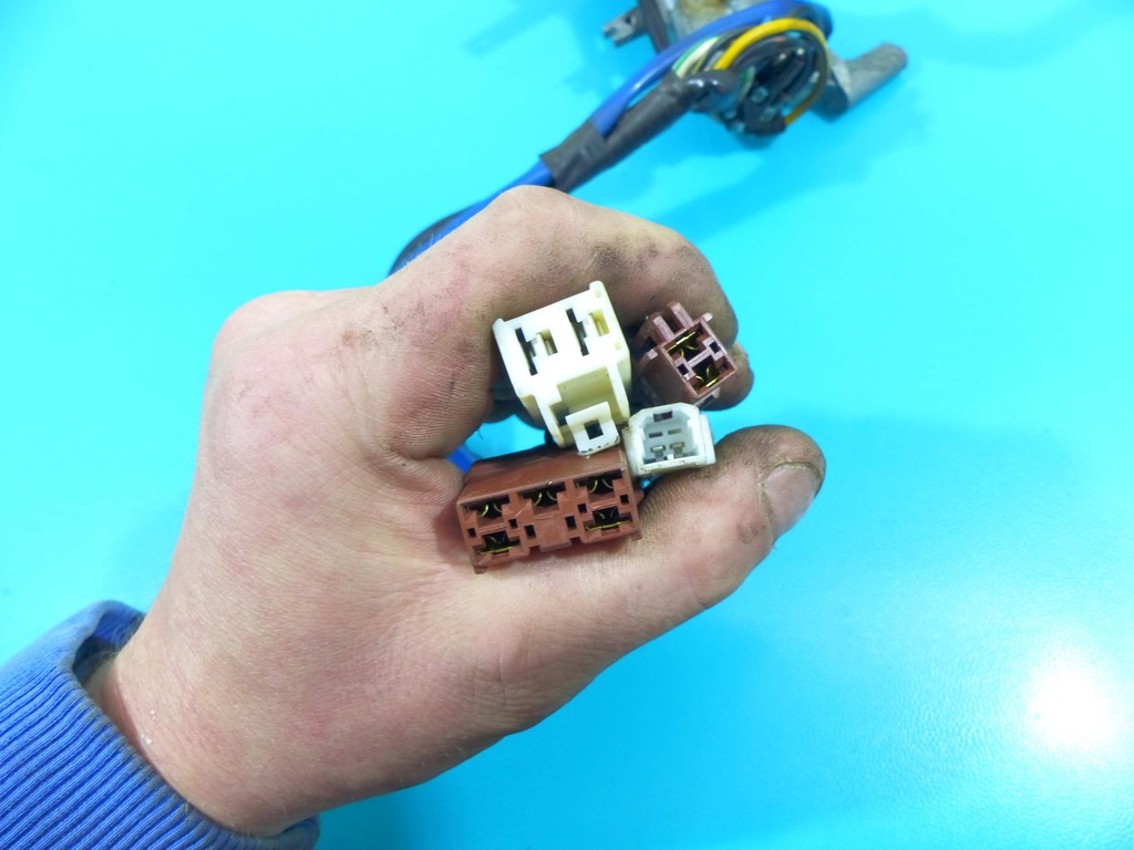 фото №14, Бортовой компьютер набор suzuki swift 96-04 1.0 b