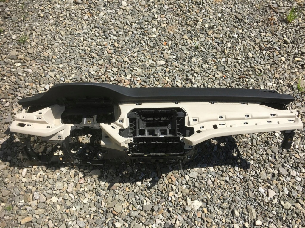 фото №1, Octavia iv приборная панель приборная консоль 5e4857181a