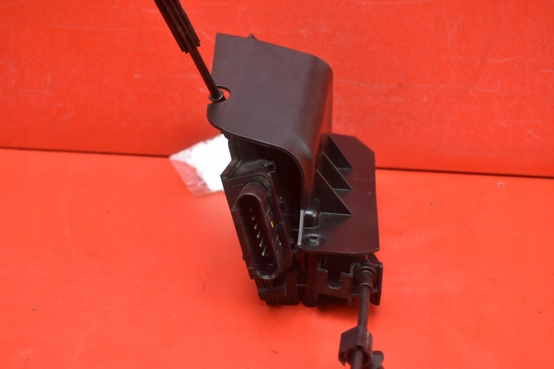 фото №10, Замок двері лівий задня задній av1a-r26413-ab ford b-max 08-17