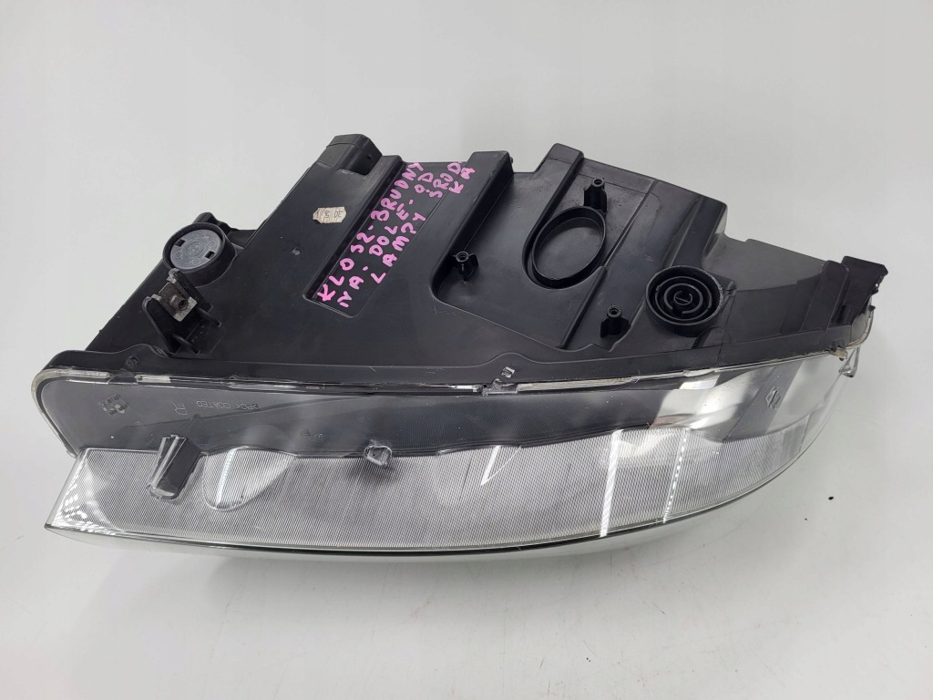 Лампа фара перед сторона правая bmw x1 e84 89093494 Доставка