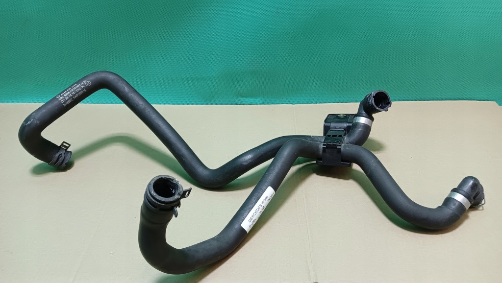 фото №1, Пабтрубок  трубы воды mercedes w246 w176 w117 a2468303096