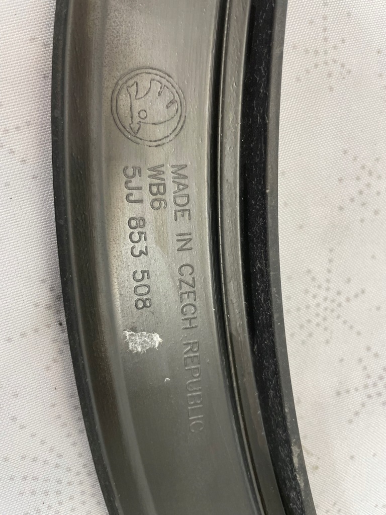 фото №7, Skoda rapid молдинг крыла левая задняя