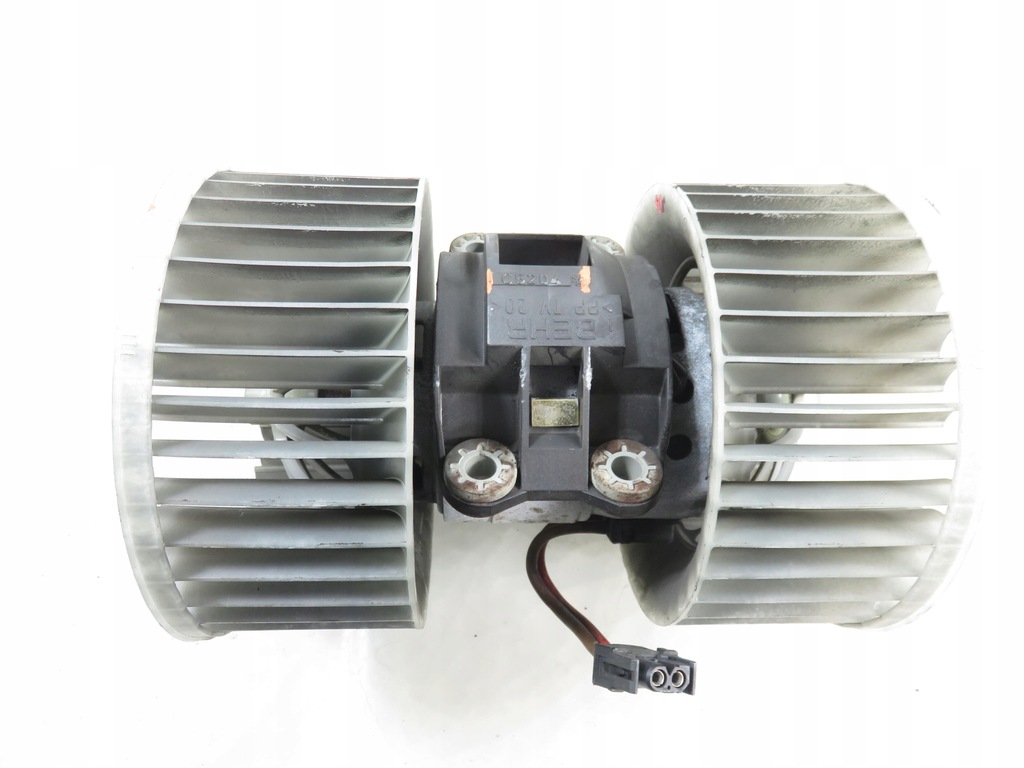 фото №1, Повітродувка bmw x3 e83 c5204