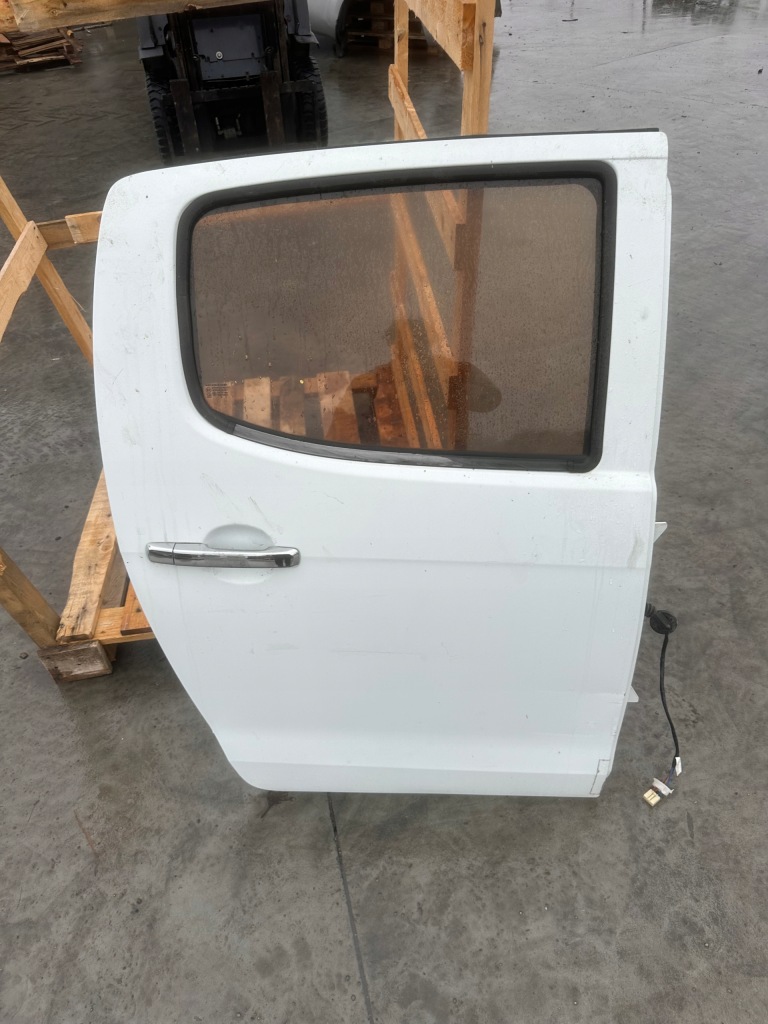 фото №1, Isuzu d-max dmax ii дверь правое задние правый задняя 11-19 полный