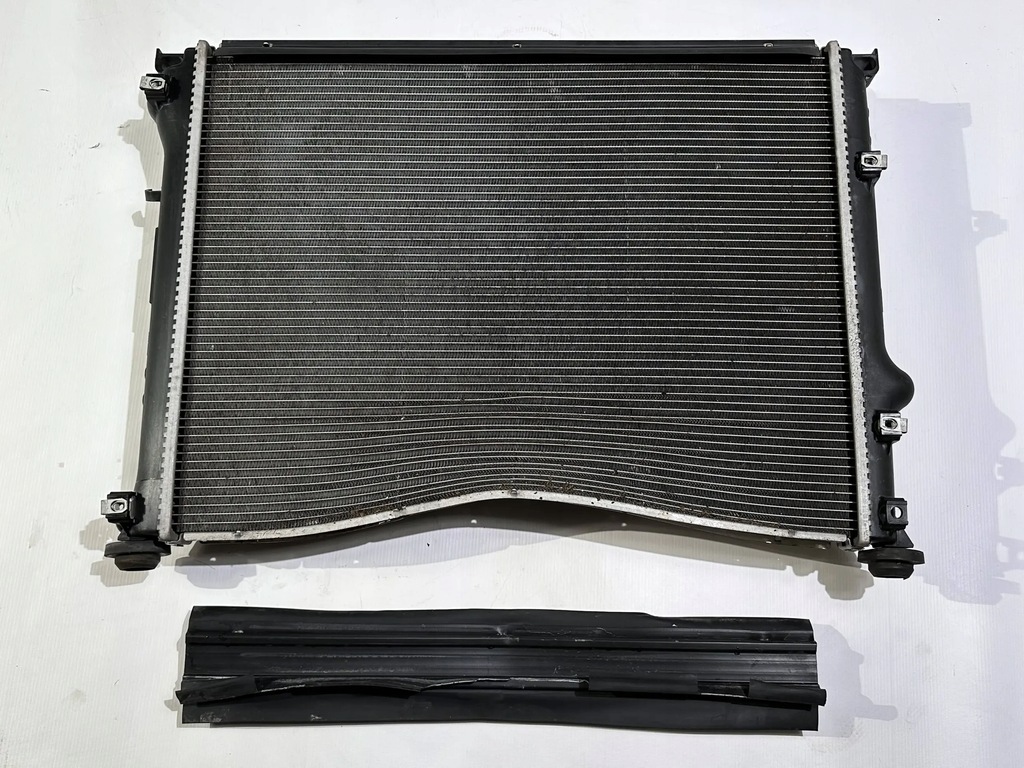 фото №5, Радіатор wody dodge charger 6.4 v8 srt 2011+