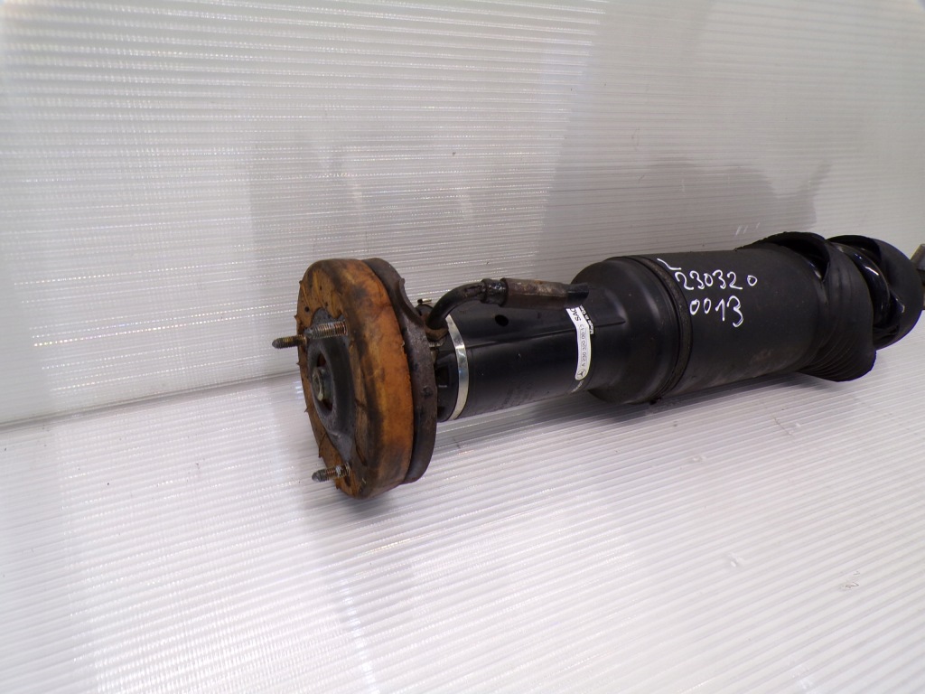 Амортизатор abc лівий перед mercedes sl r 230 2303200013 Ціна