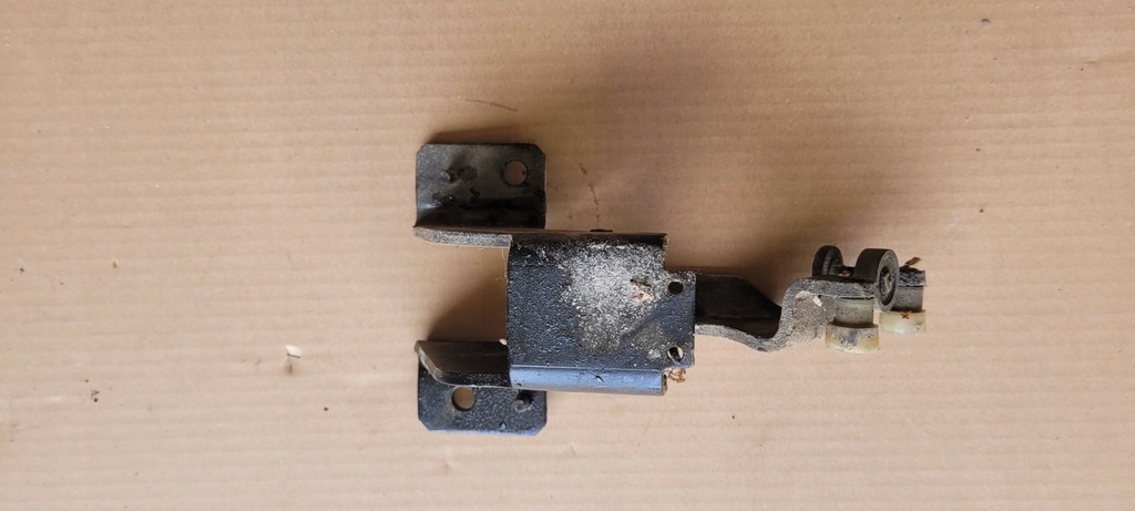 фото №1, Напрямна двері лівих jumpy expert scudo 2.0 hdi