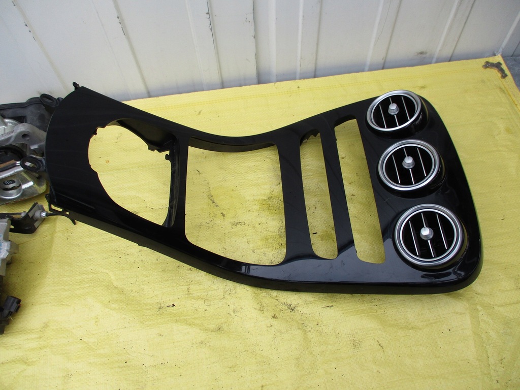 фото №5, Mercedes w205 рамка консоли dekor a2056803905