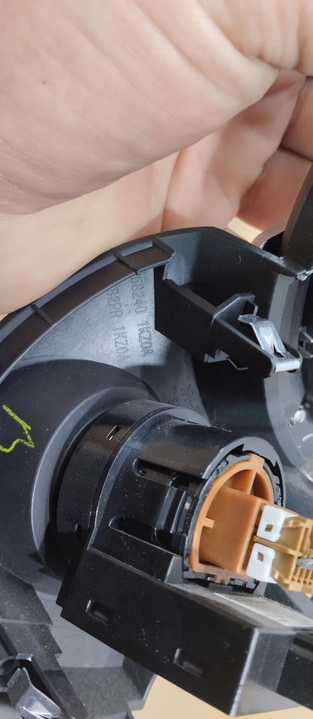 фото №6, Nissan juke f 15 рамка спідометра 682401ke0a