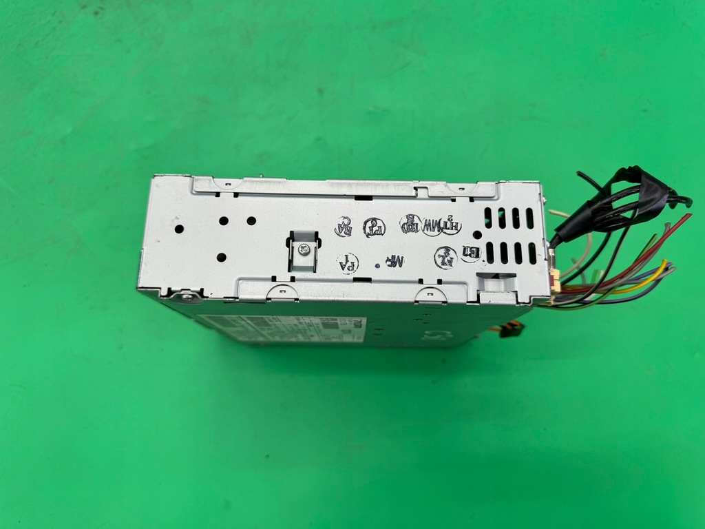 фото №7, Радиопроигрыватель считыватель cd 31215559 volvo c30 06- v50 s40 ii europa